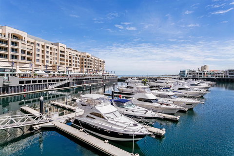 Heart Of Glenelg BnB - Tourism Canberra 22