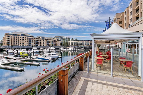 Heart Of Glenelg BnB - Tourism Canberra 19