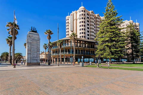 Heart Of Glenelg BnB - Tourism Canberra 25