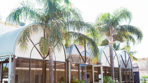 Bay Motel Hotel - Tourism Canberra 0