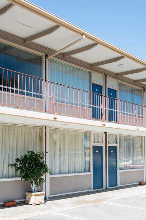 Bay Motel Hotel - Tourism Canberra 17