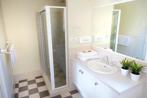 SkyView Villa - Tourism Canberra 18