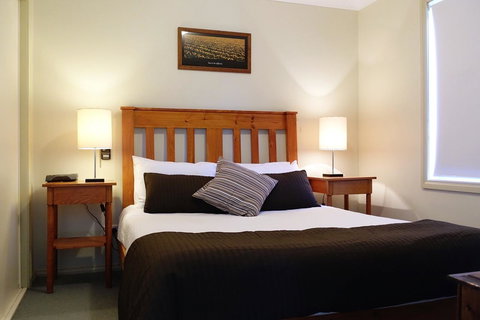 SkyView Villa - Tourism Canberra 5