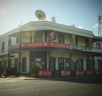 Commercial Hotel Morgan - Tourism Canberra