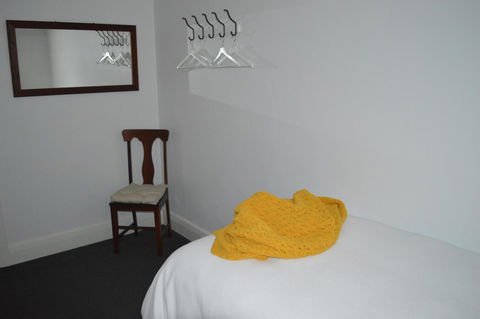 Two Cow Cottage Bed & Breakfast - Tourism Canberra 16