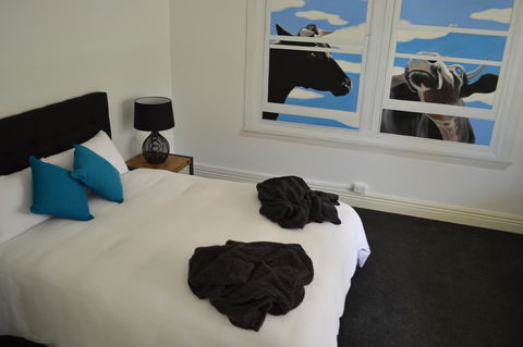 Two Cow Cottage Bed & Breakfast - Tourism Canberra 23