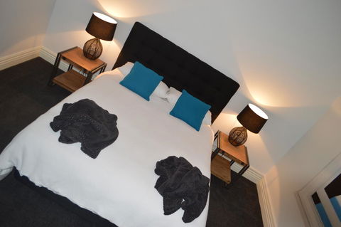 Two Cow Cottage Bed & Breakfast - Tourism Canberra 17