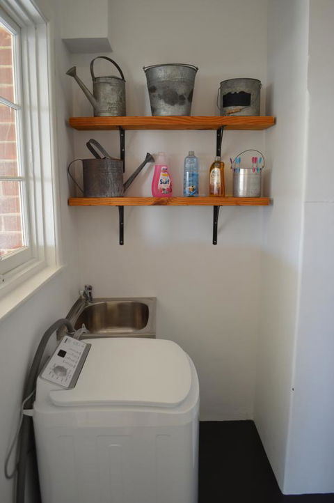 Two Cow Cottage Bed & Breakfast - Tourism Canberra 30