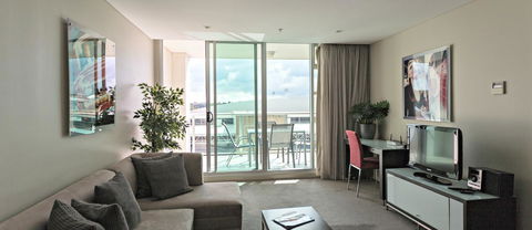 Adelaide DressCircle Apartments - North Terrace - Tourism Canberra 2
