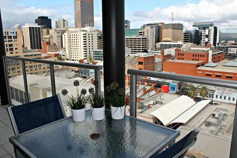 Adelaide DressCircle Apartments - North Terrace - Tourism Canberra 25