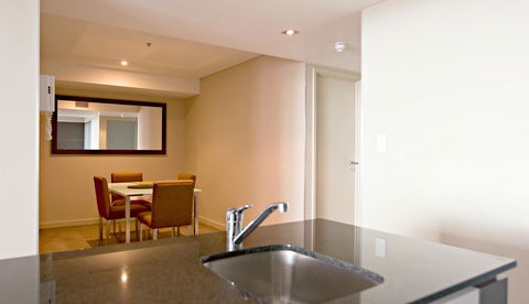 Adelaide DressCircle Apartments - North Terrace - Tourism Canberra 18