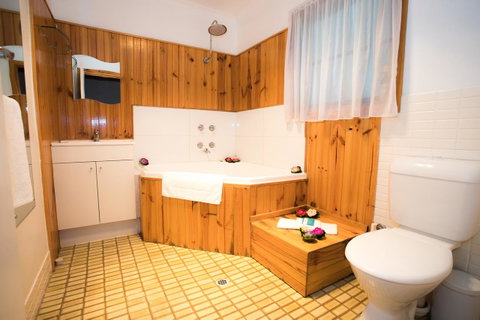 Seppelts View Cabins - Tourism Canberra 40
