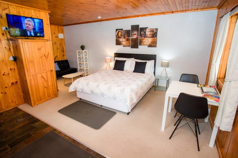 Seppelts View Cabins - Tourism Canberra 0