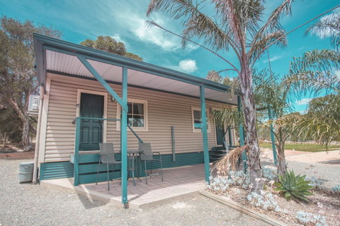 Seppelts View Cabins - Tourism Canberra 1