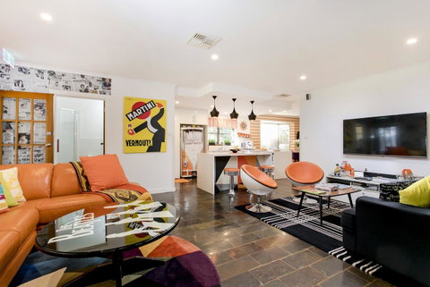 Barossa Retro BnB - Tourism Canberra 16