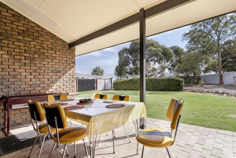 Barossa Retro BnB - Tourism Canberra 1