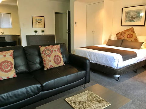 Adelaide DressCircle Apartments - Archer Street - Tourism Canberra 6