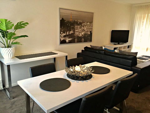Adelaide DressCircle Apartments - Archer Street - Tourism Canberra 26