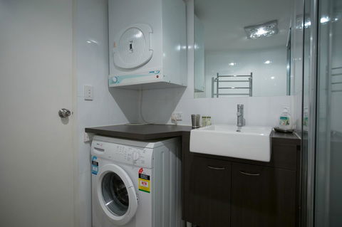 Adelaide DressCircle Apartments - Archer Street - Tourism Canberra 16