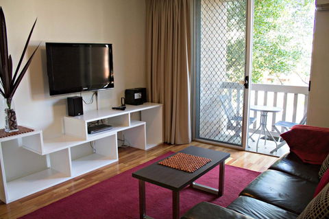 Adelaide DressCircle Apartments - Archer Street - Tourism Canberra 14
