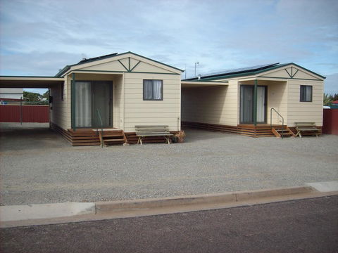 Jacko's Holiday Cabins - Tourism Canberra 7