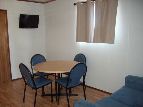 Jacko's Holiday Cabins - Tourism Canberra 2