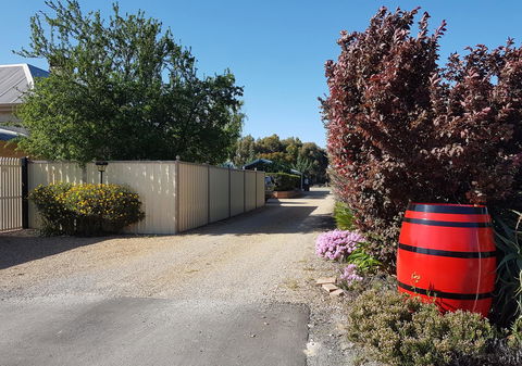 Little Para Cottage Tanunda - Tourism Canberra 14