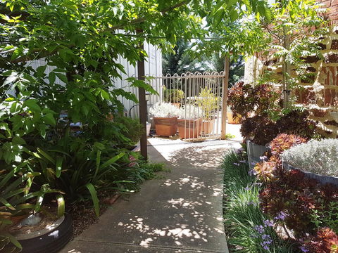 Little Para Cottage Tanunda - Tourism Canberra 12