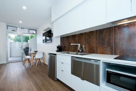 Loxton Courthouse Apartments - Tourism Canberra 19