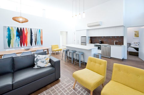 Loxton Courthouse Apartments - Tourism Canberra 5