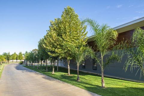 Paringa Resort - Tourism Canberra 16