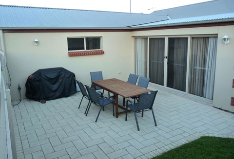Longreach At Port Elliot - Tourism Canberra 26