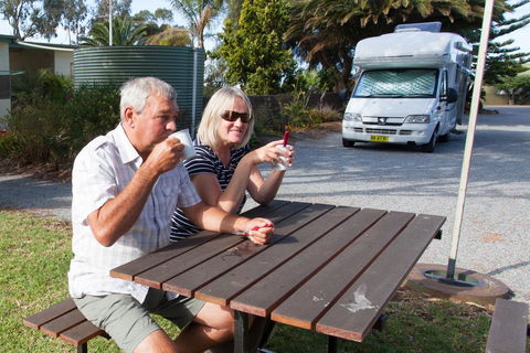 Modra\'s Apartments - Tourism Canberra 21