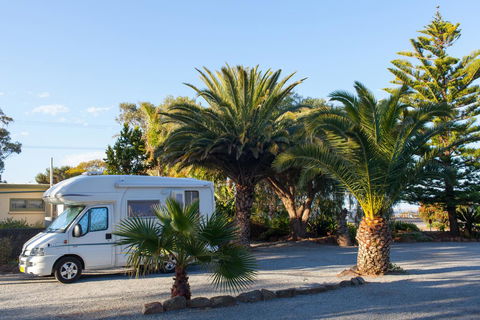Modra\'s Apartments - Tourism Canberra 20