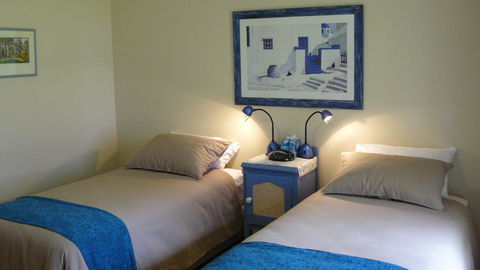 Camawald Coonawarra Cottage B&B - Tourism Canberra 8