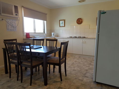 Marion Bay Holiday Villas - Tourism Canberra 14