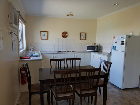 Marion Bay Holiday Villas - Tourism Canberra 9