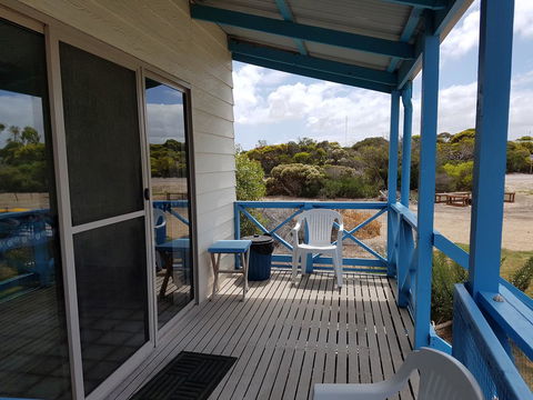 Marion Bay Holiday Villas - Tourism Canberra 7