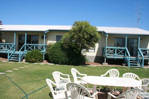 Marion Bay Holiday Villas - Tourism Canberra 6