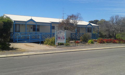 Marion Bay Holiday Villas - Tourism Canberra 5