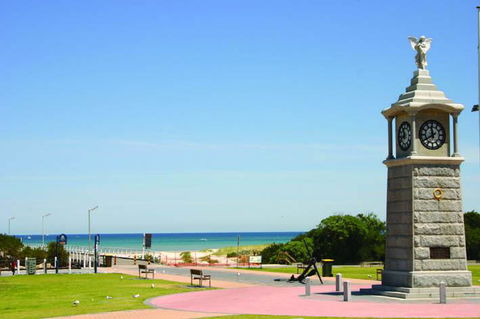 Semaphore Blue Apartments - Tourism Canberra 19
