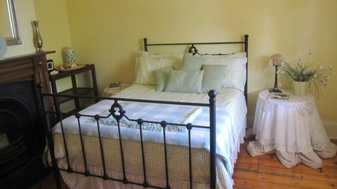 Gainsborough Cottage - Tourism Canberra 4