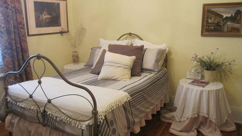 Gainsborough Cottage - Tourism Canberra 9