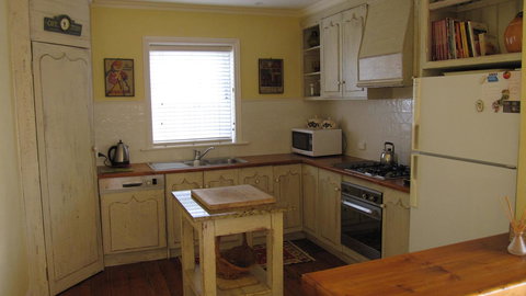 Gainsborough Cottage - Tourism Canberra 10
