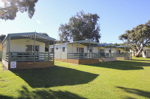 Beachside Holiday Park - Tourism Canberra 1