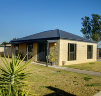 DBJ Holiday Units - Tourism Canberra