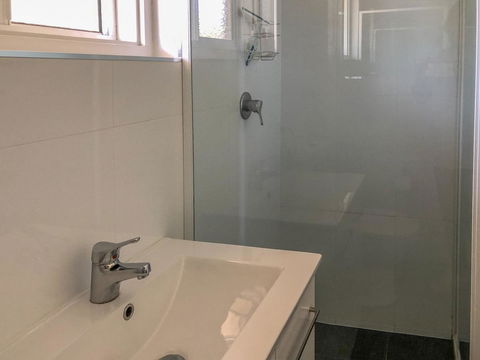Beachview - Tourism Canberra 25
