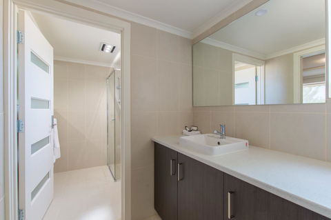 Mick O\'Sheas - Tourism Canberra 28