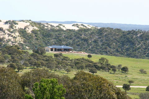 Almonta Park Lodge - Tourism Canberra 0