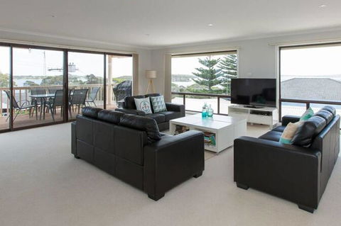 Bimbadeen - Tourism Canberra 2